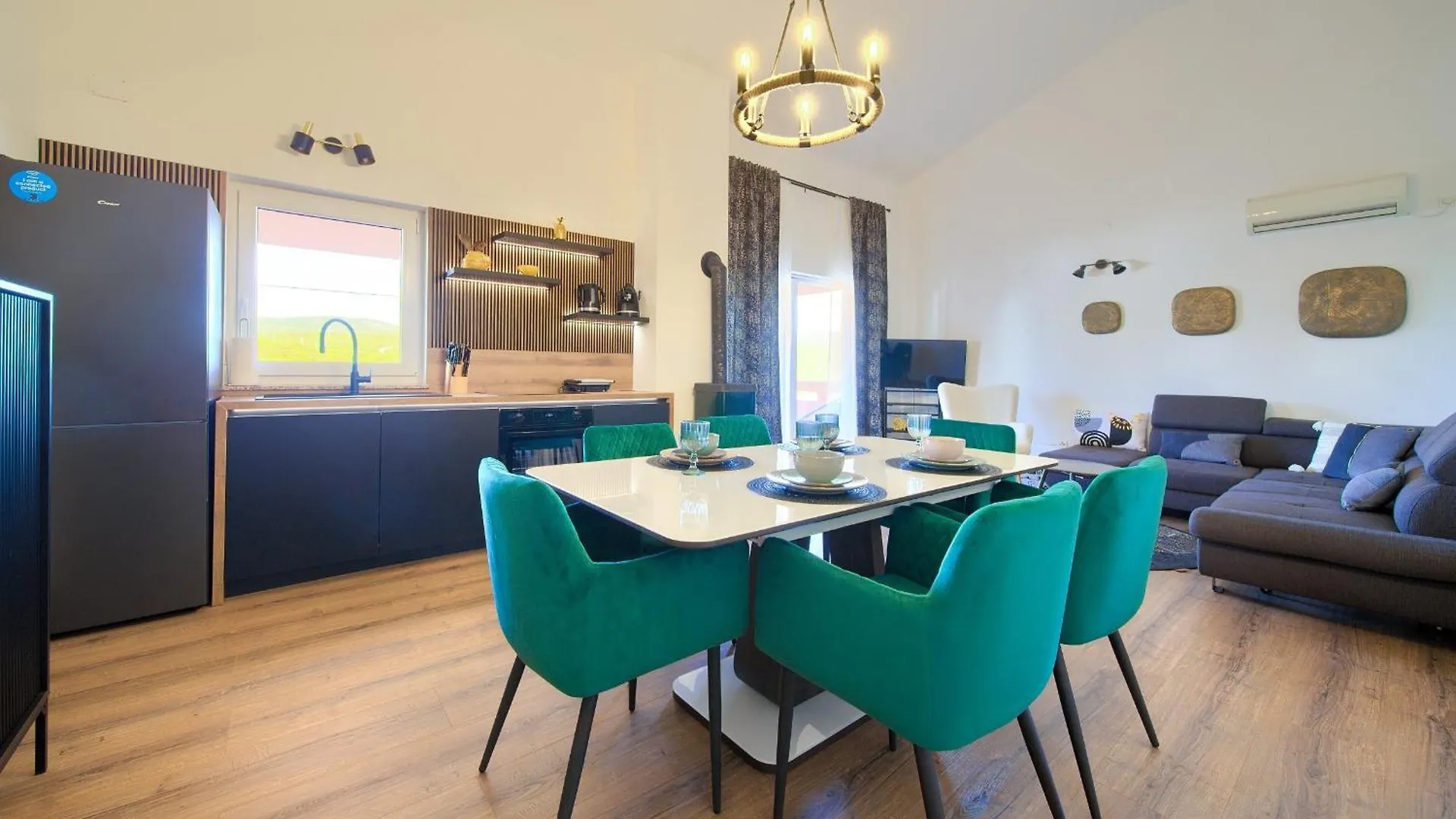 Apartment Top Kornic