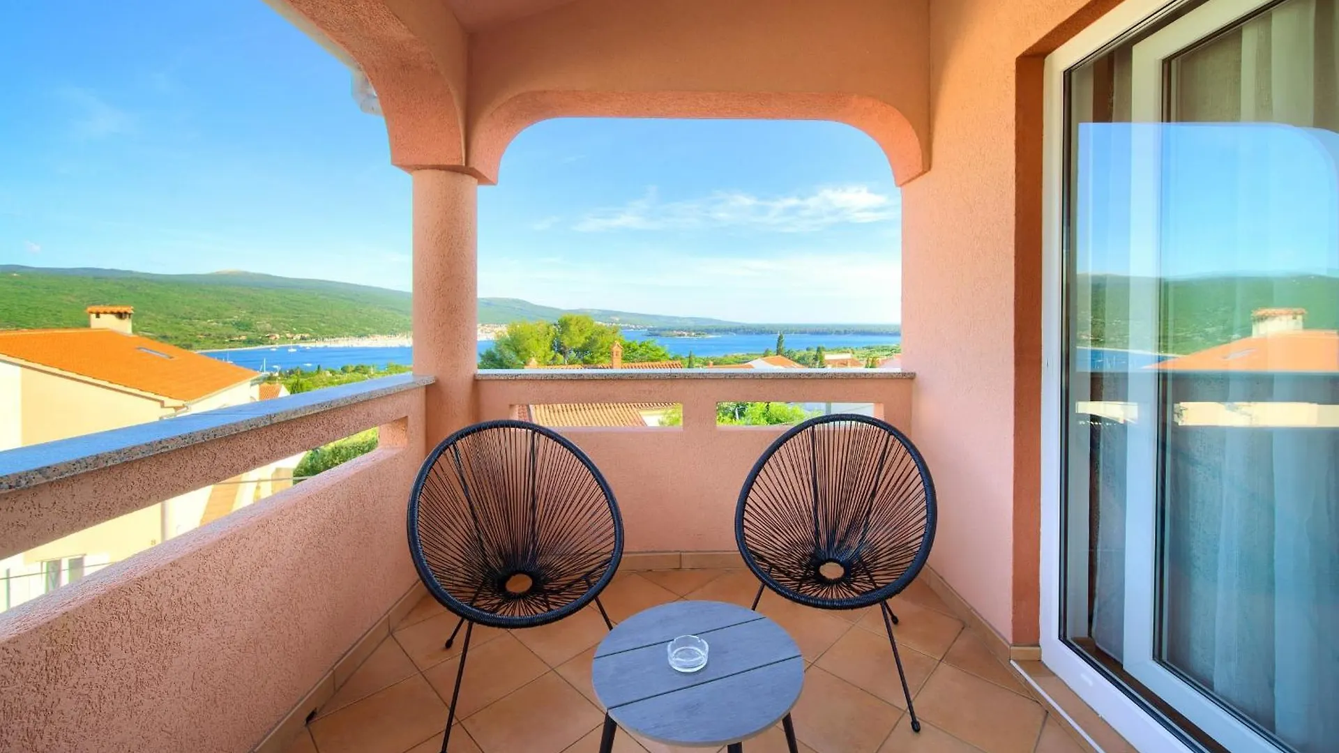 Apartment Top Kornic 0*,  Croatia
