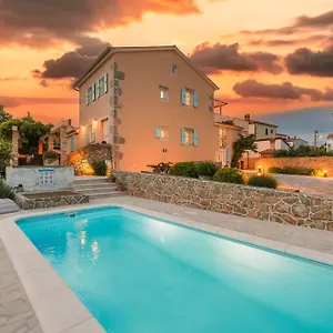 Marina Apartman